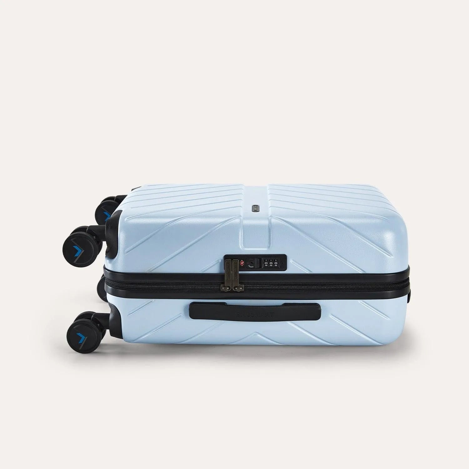 Daren 16-20 Inch Lightweight Hardside Carry-On Suitcase