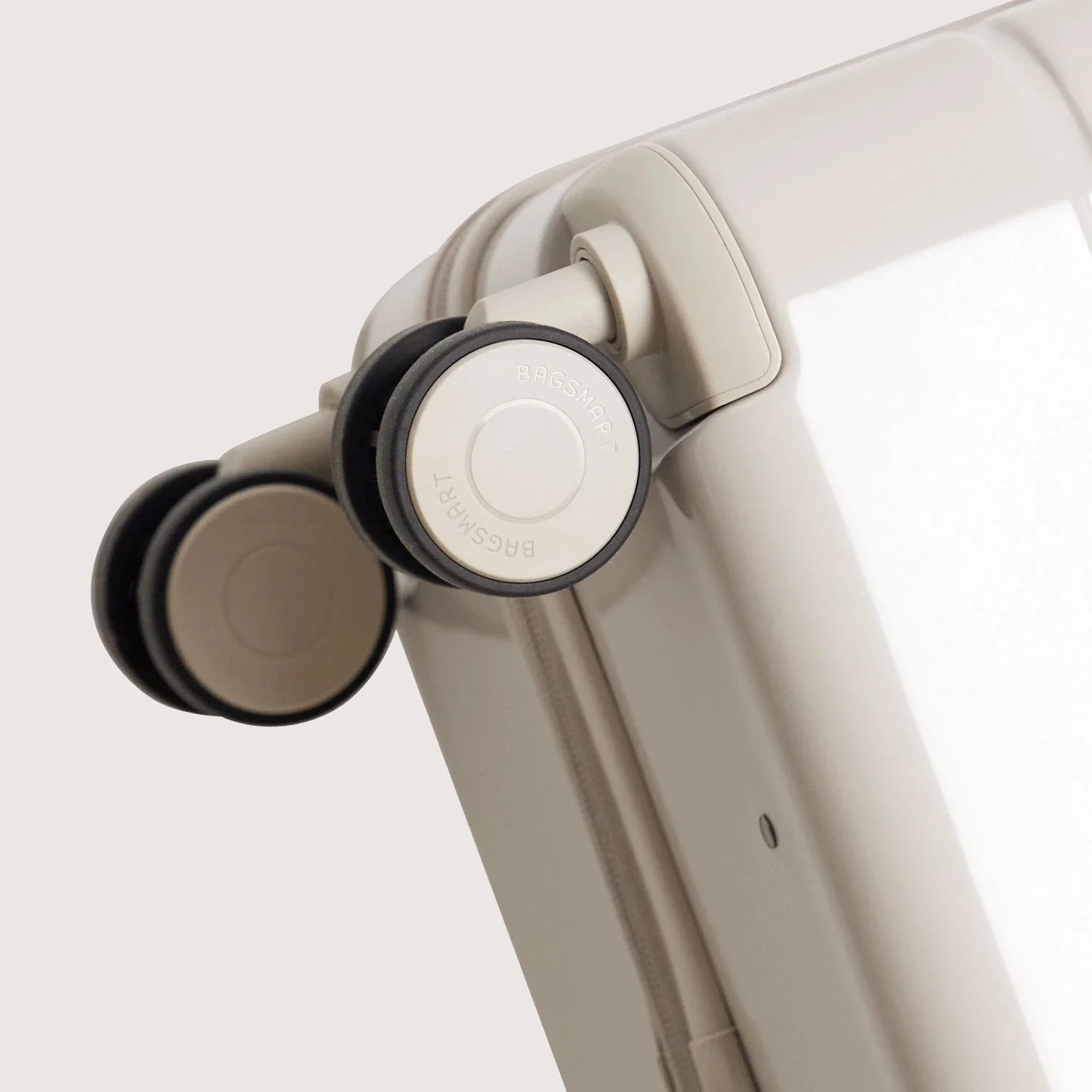 Getaway 24" Check-in: Side-Opening